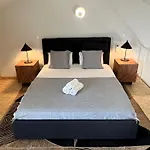 Machadinho Modern リスボン