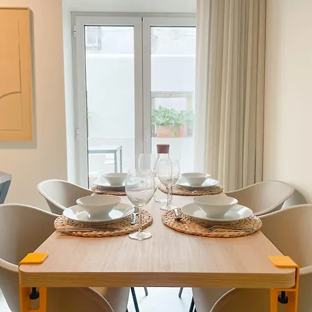 Machadinho Modern * Lisboa